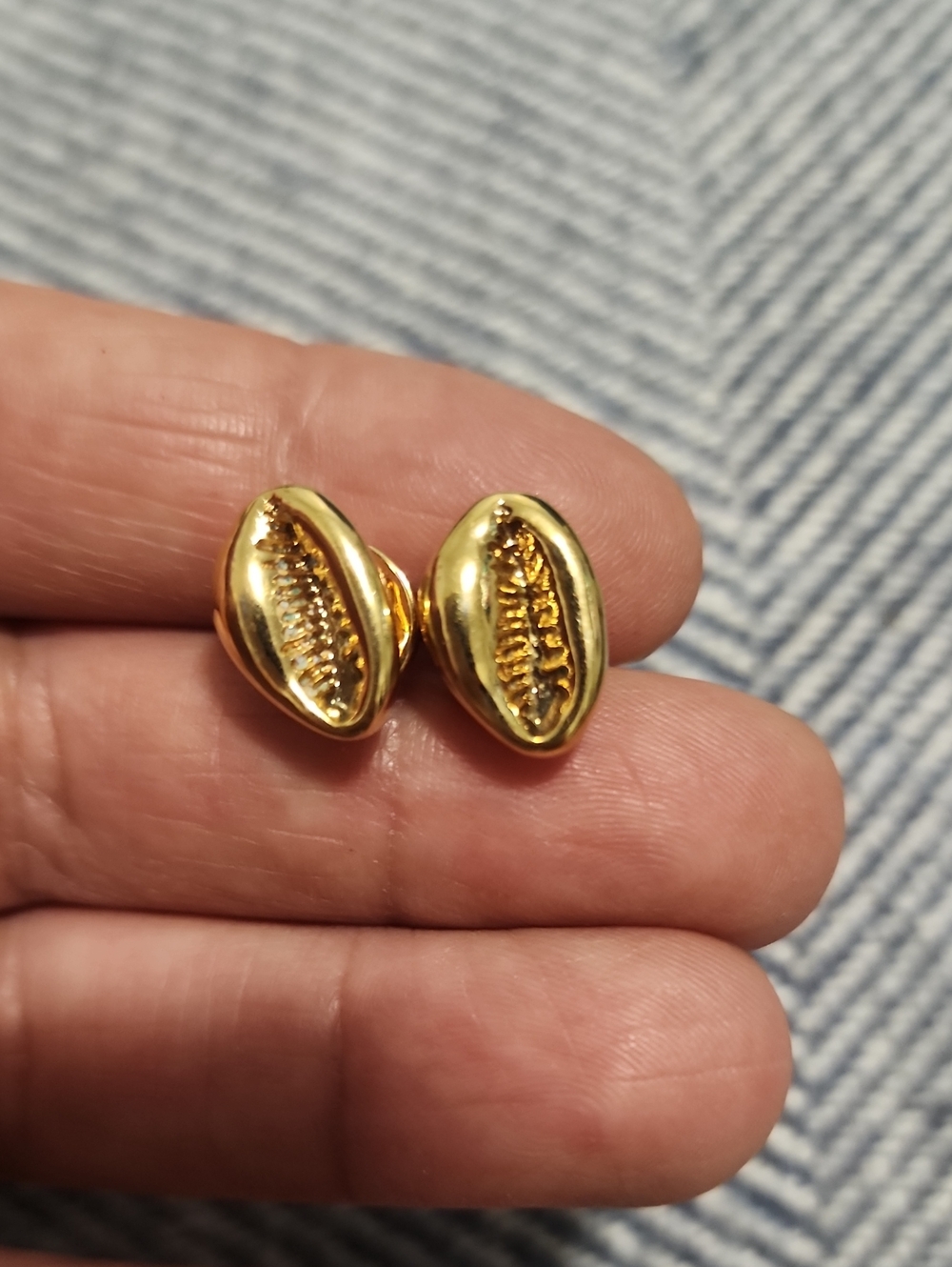 Tory Burch Gold Cowrie Shell Stud Earrings